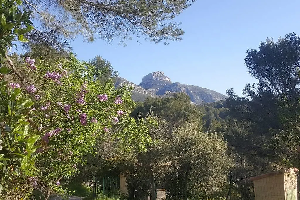 Charmant Appartement Neuf Le Taoume Marseille 0*,